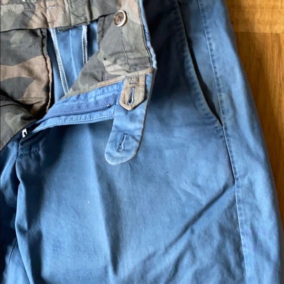 Chinos - Picture 3 of 5